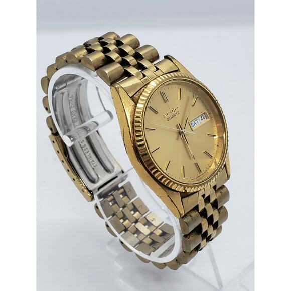 Seiko 5 Automatic 7S26-00X0 Gold Tone Day/date Vintage Men Vintage Men\'s SEIKO Gold-Tone Day/Date